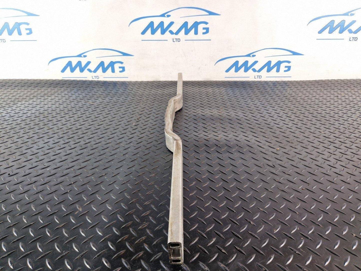16-22 MERCEDES BENZ X253 GENUINE UNDERBODY STIFFENING BRACE A2536190100