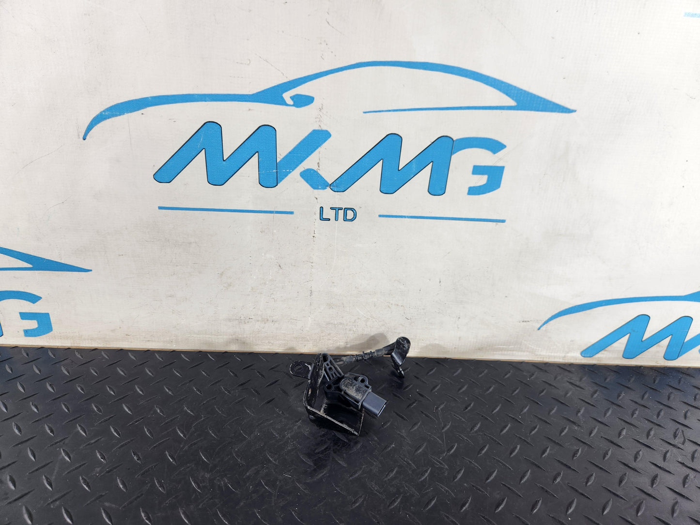 Land Rover Range Rover Evoque L551 SUV Rear Height Level Sensor R9C3-3C097-AA