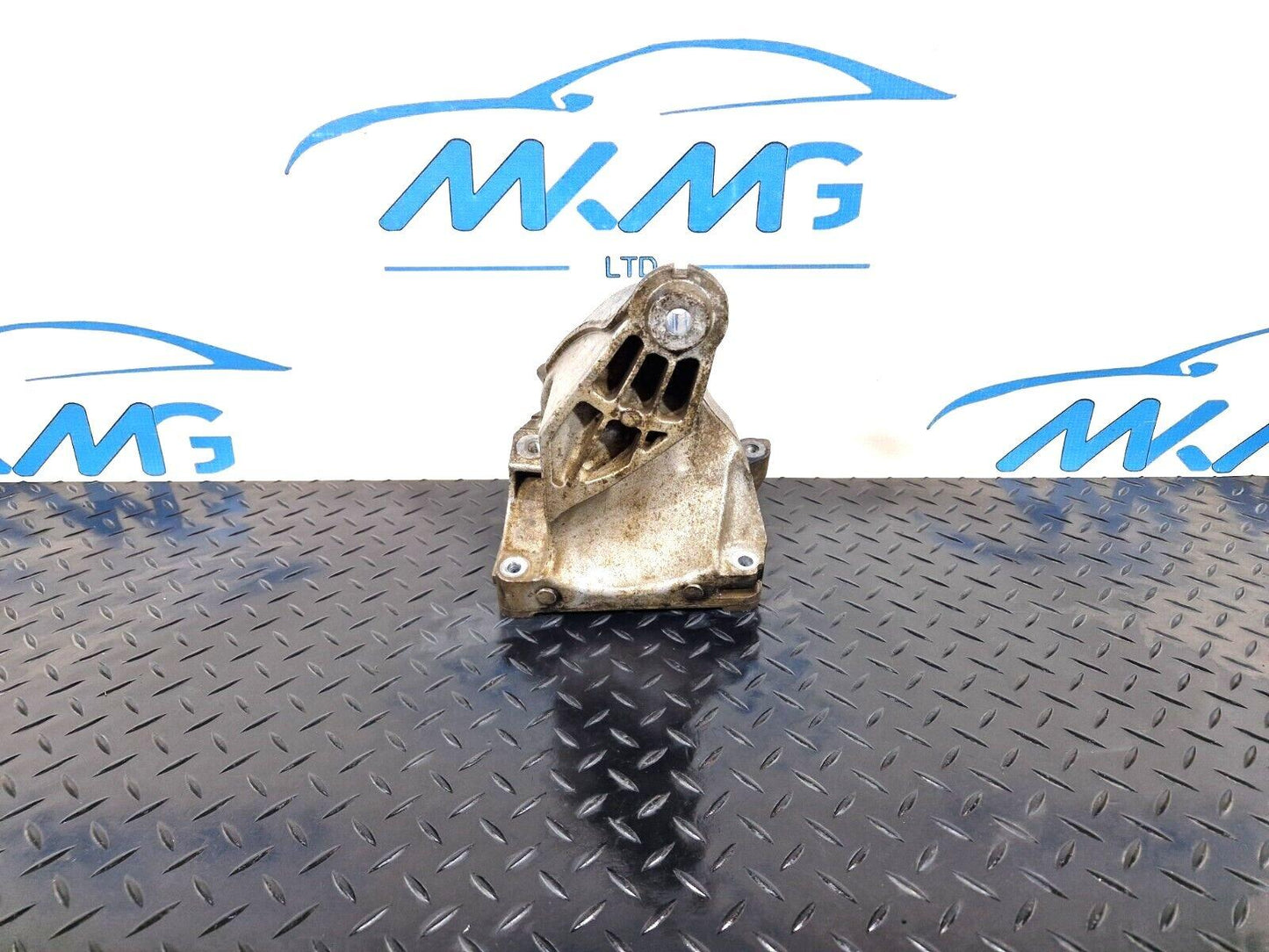 18-ON MERCEDES BENZ SPRINTER W907 2.2 CDI OM651 ENGINE MOUNT A6512261704