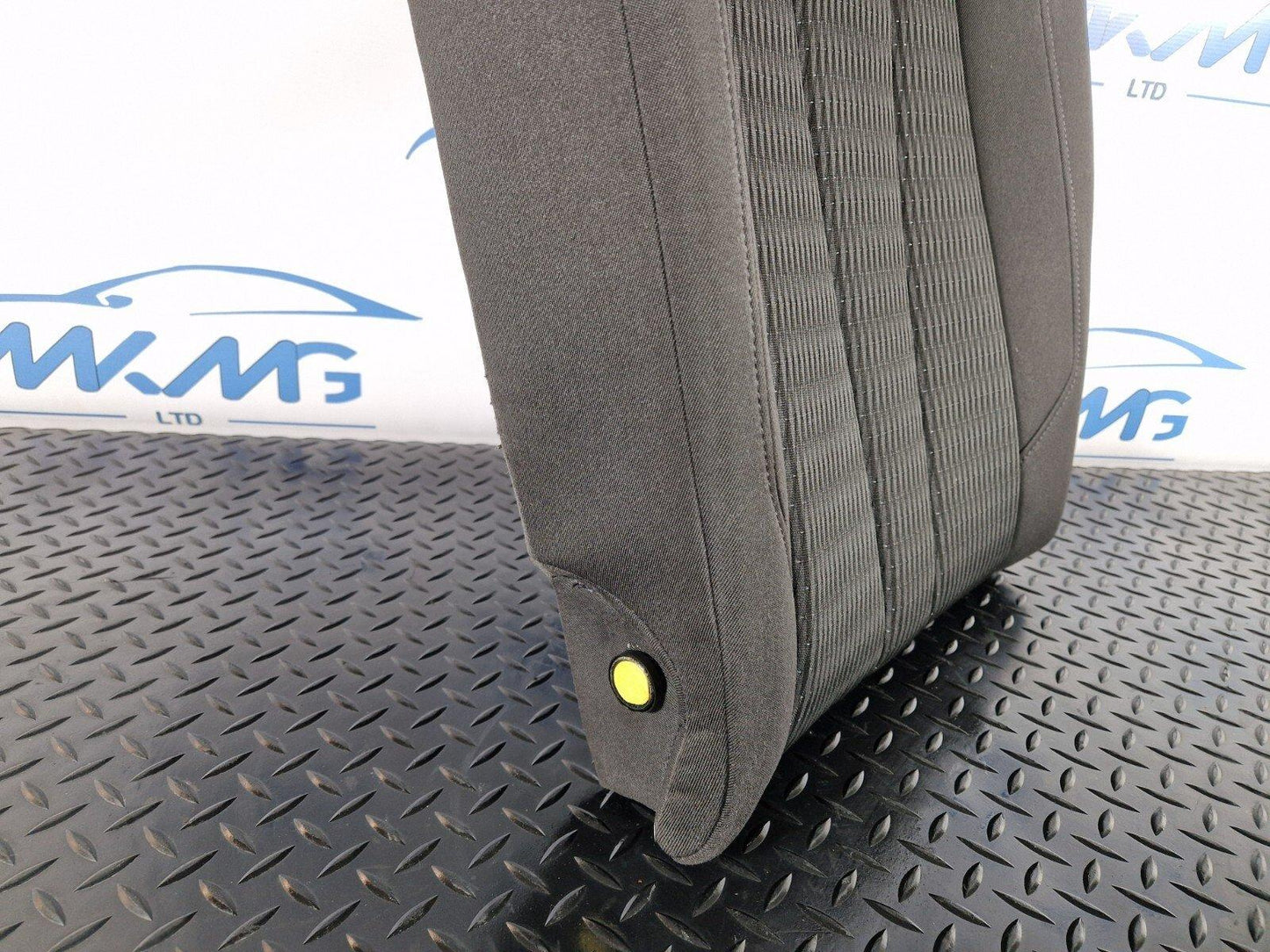16-19 AUDI A4 B9 SALOON GENUINE REAR N/S CLOTH SEAT BACKREST WITH HEADREST