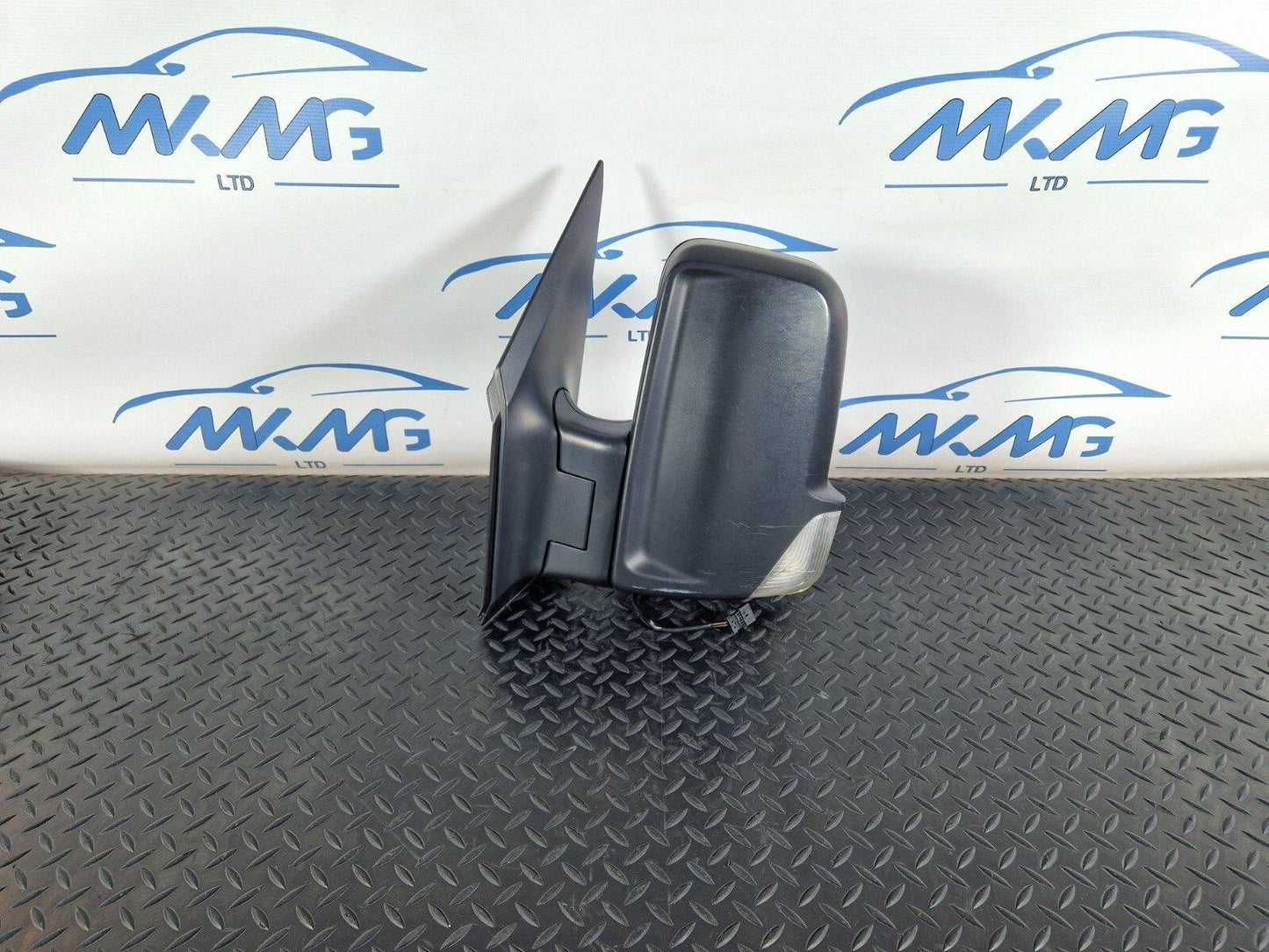 2018-ON MERCEDES BENZ SPRINTER W907 LEFT SIDE DOOR WING MIRROR A9068102193