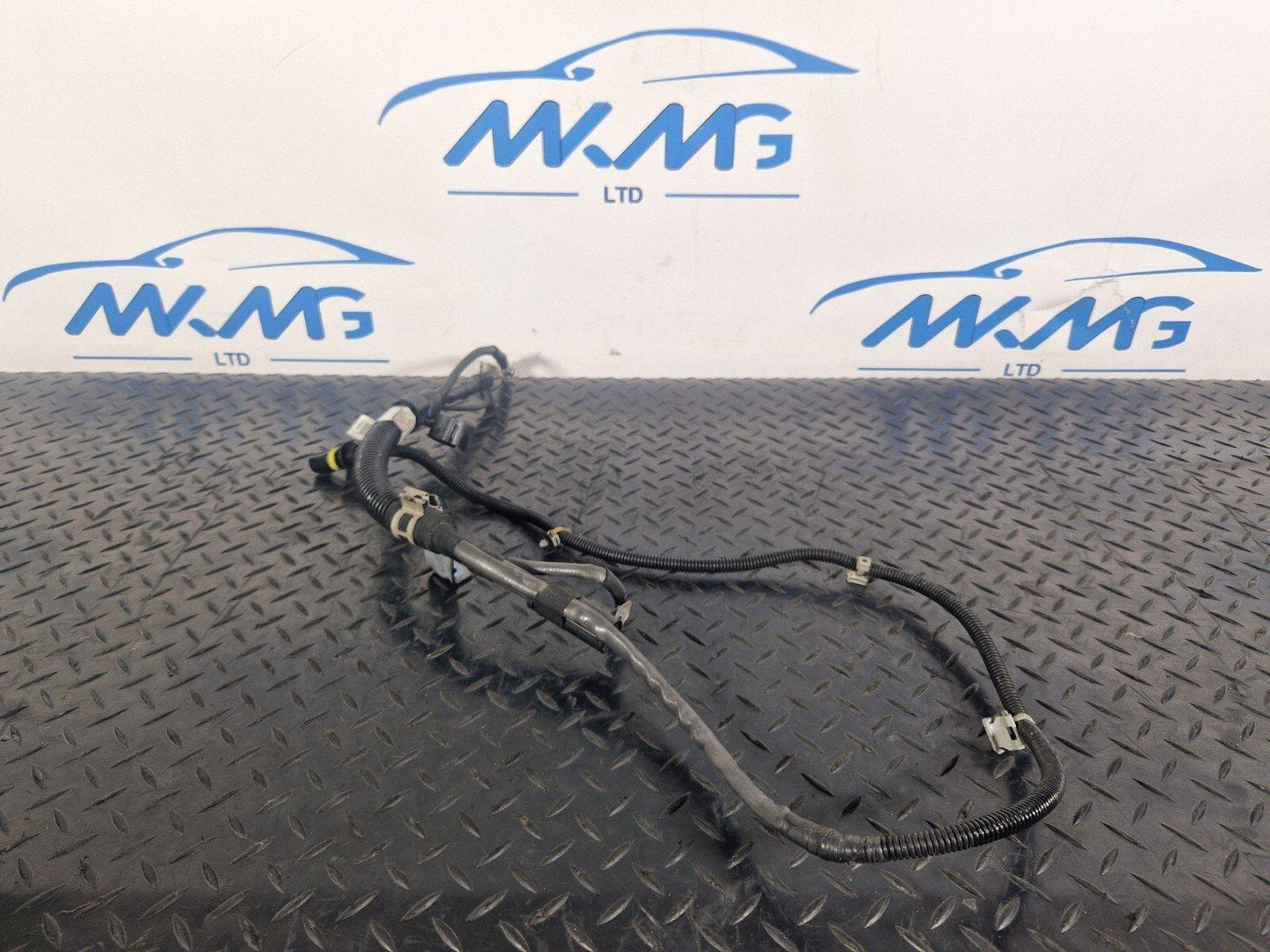 14-21 MERCEDES BENZ C300h W205 STARTER / ALTERNATOR CABLE A2055404003