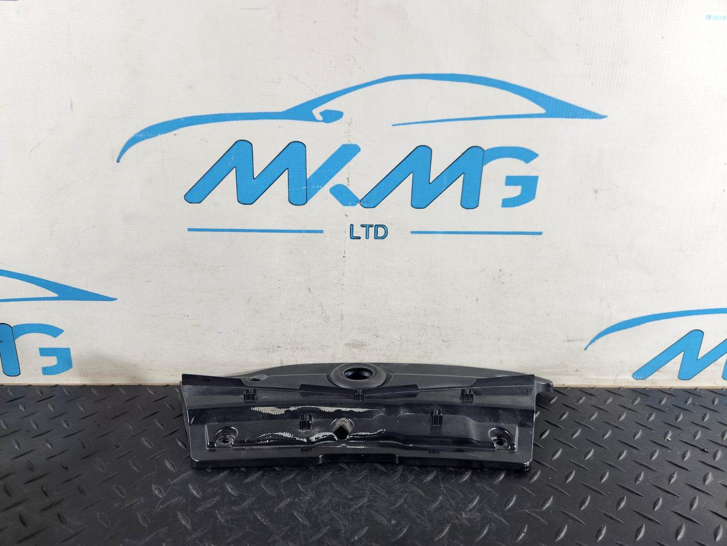 Land Rover Range Rover Evoque L551 Trunk Tailgate Bootlid Trim K8D2-17C412-AC
