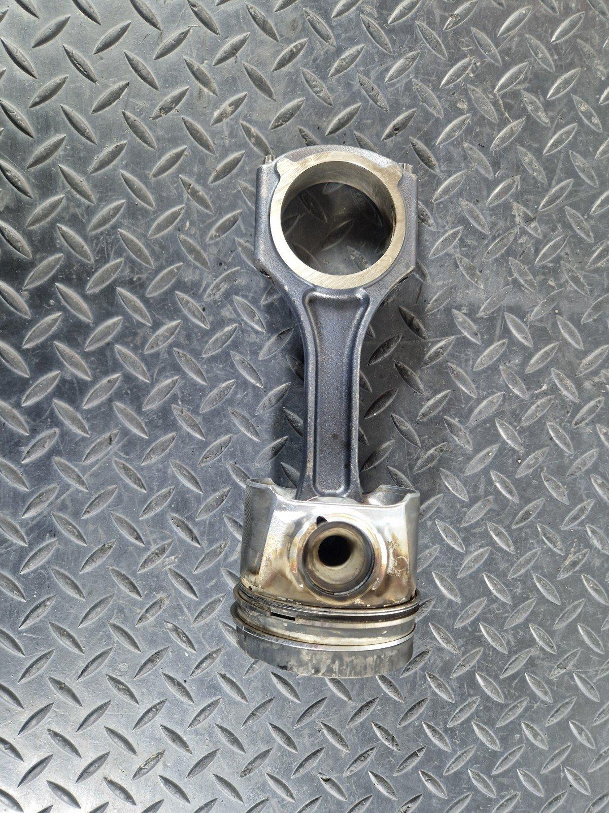 12-18 MERCEDES A B CLA-W176 W246 C117 OEM 1.8/2.1 CDI OM651 PISTON & CON ROD (2)