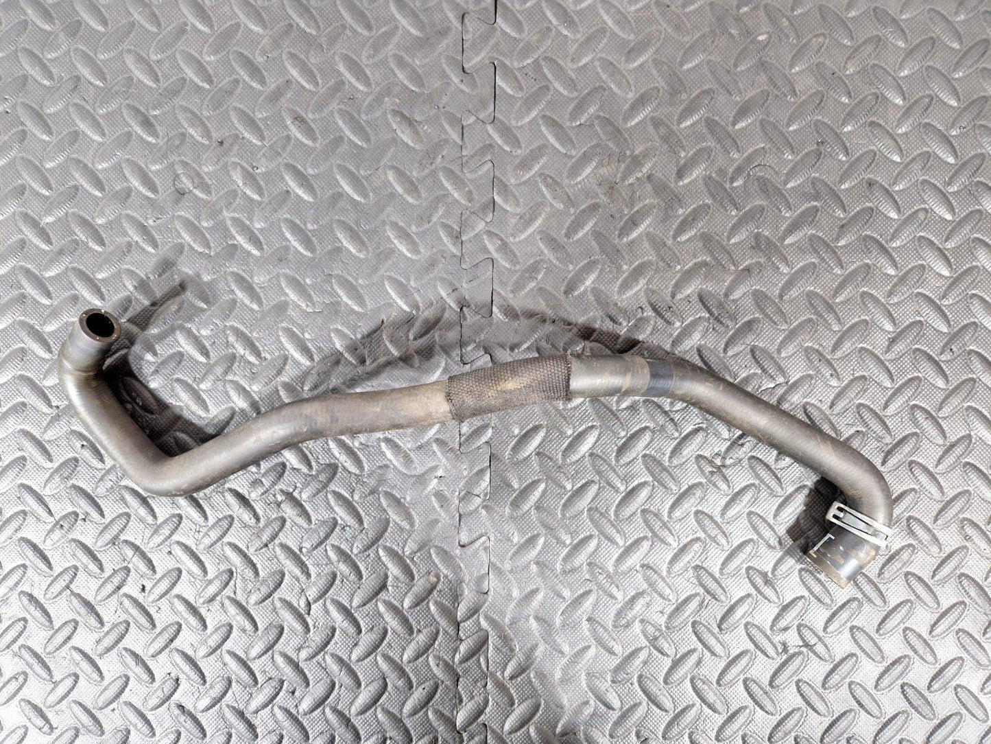 16-19 AUDI A4 B9 GENUINE 1.4 TFSI CVNA ENGINE WATER COOLANT HOSE 8W0145947D