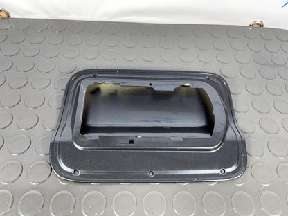 2017 BMW 4 SERIES F32 M-SPORT GENUINE FUEL DOOR IN GREY B39