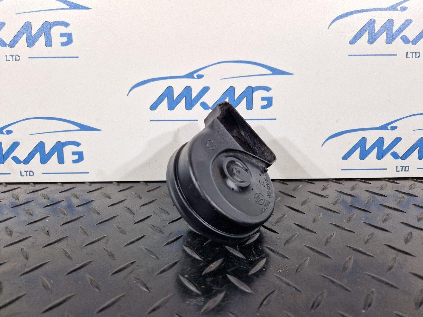14-21 MERCEDES BENZ C350e W205 HIGH LOW TONE PITCH HORN A2055420820