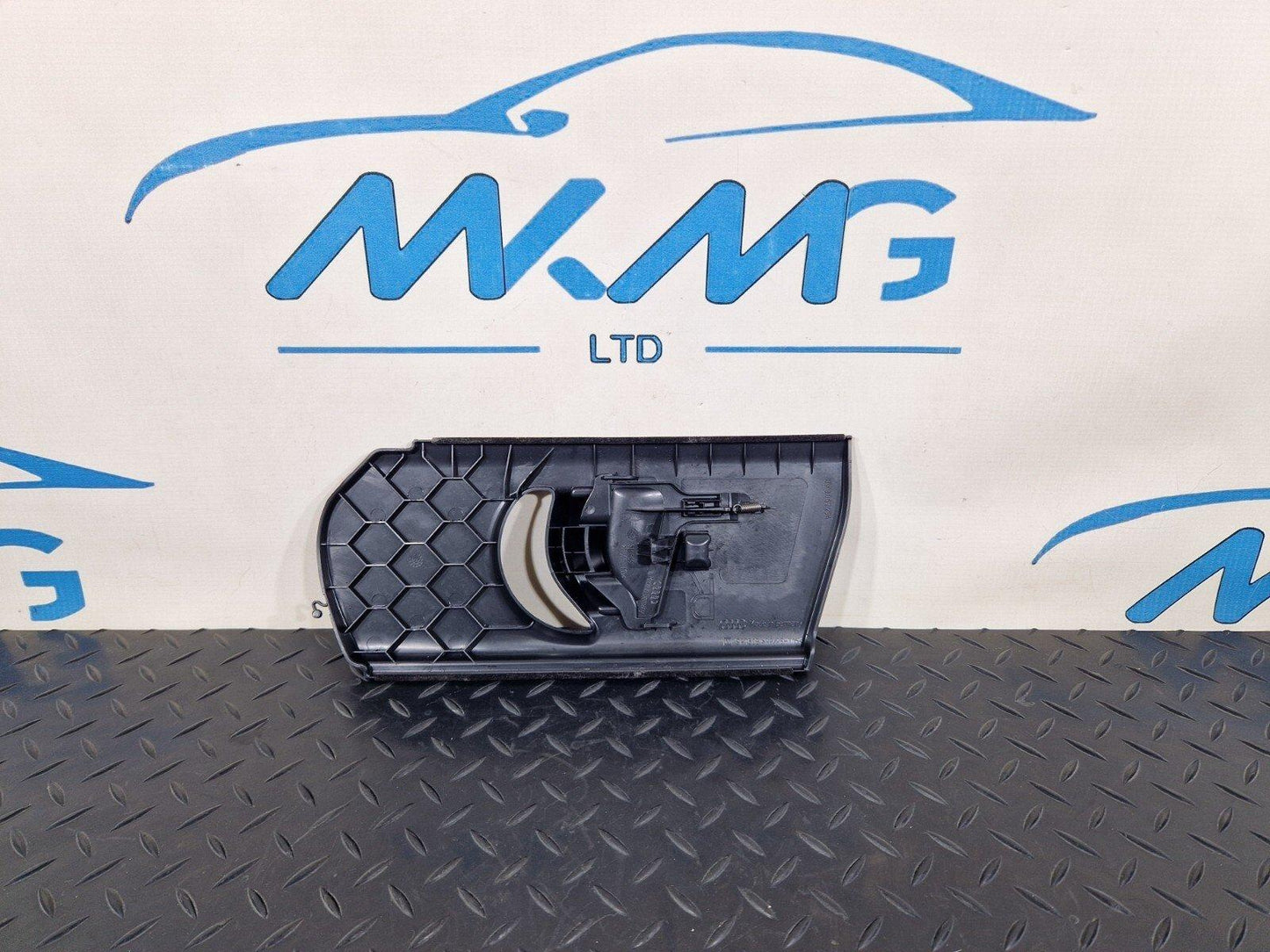16-19 AUDI A4 AVANT B9 S-LINE RIGHT SIDE B-PILLAR INSIDE TRIM 8W0867294