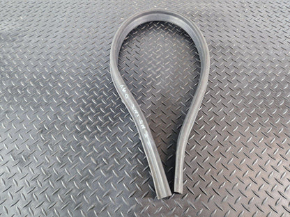 10-15 AUDI Q7 4L GENUINE BULK HEAD UNDER BONNET RUBBER SEAL 4L0823723