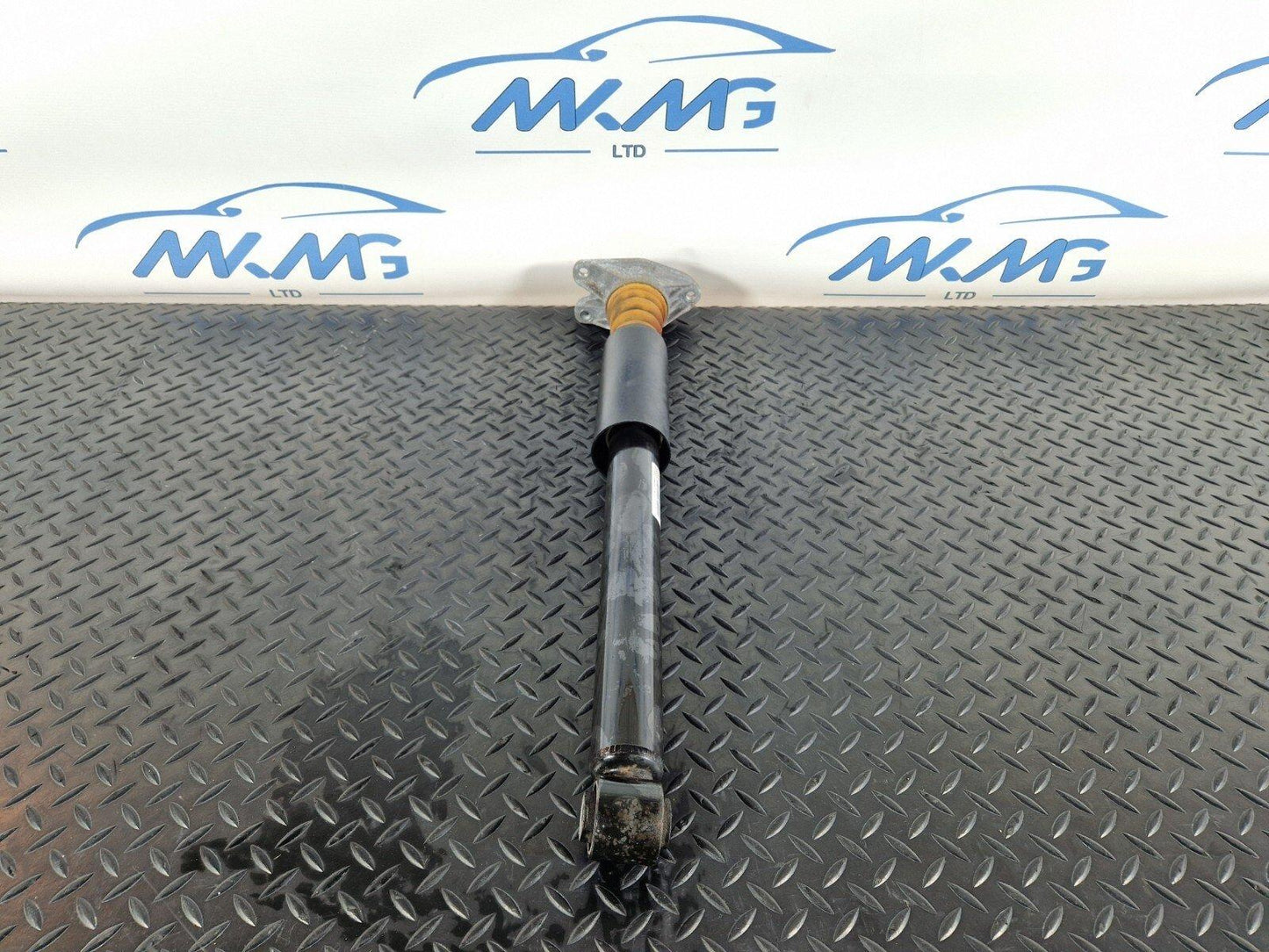 20-24 BMW 1 SERIES F40 REAR LEFT RIGHT N/O/S SPRING STRUT SHOCK ABSORBER 6877075