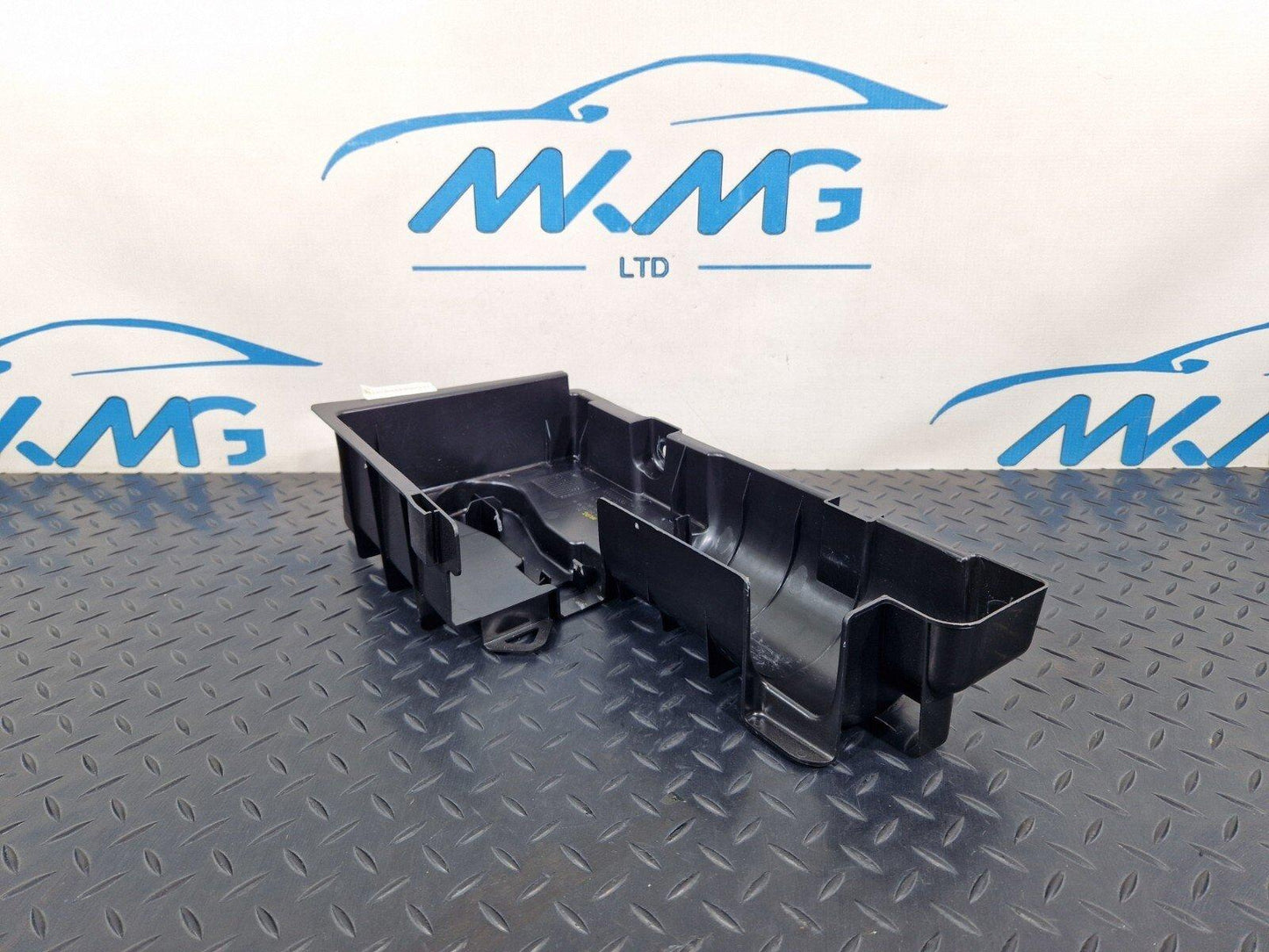 14-21 MERCEDES BENZ C200d W205 GENUINE TRUNK BOOT TOOL STORAGE TRAY A2058990014