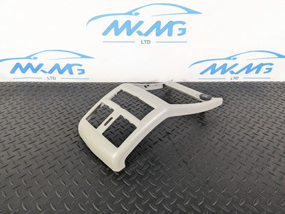 11-19 MERCEDES BENZ ML W166 OEM REAR CENTRE CONSOLE AIR VENT TRIM A1666800907