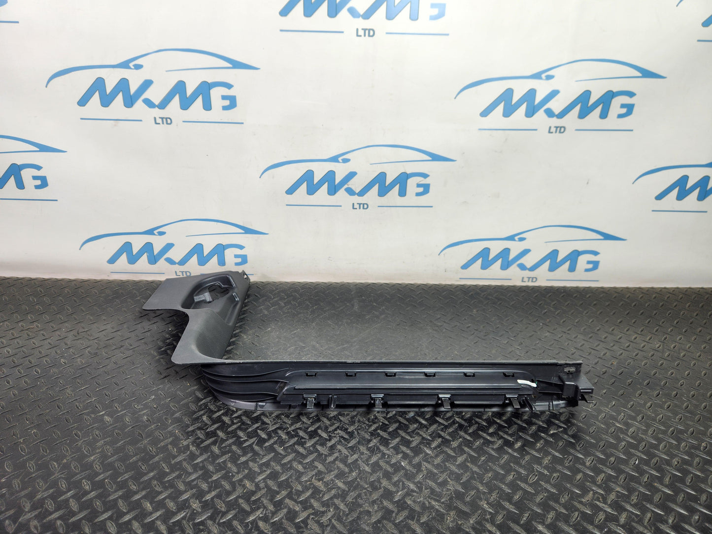 Volkswagen Touareg 7P Front Right O/S Interior Inner Sill Trim 7P0863484