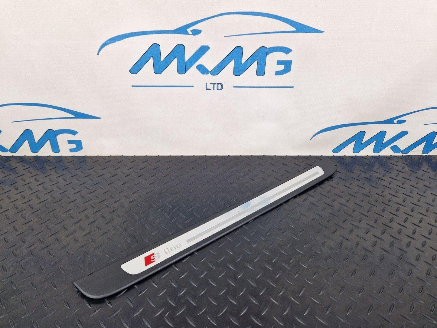12-18 AUDI A6 C7 DOOR ENTRY SILL KICK PLATE COVER FRONT RIGHT SIDE 4G0853374