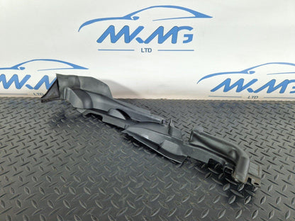 16-19 AUDI A4 B9 S-LINE GENUINE RIGHT DRIVER SIDE WING RUBBER SEAL 8W0821170