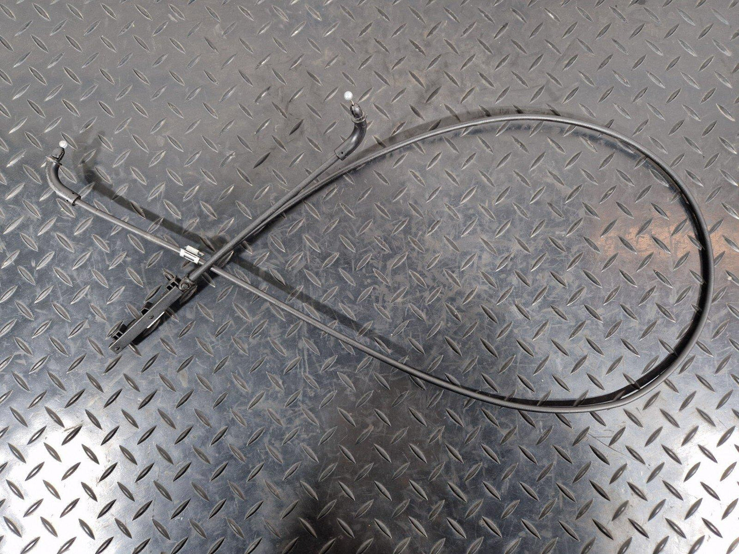 BMW 1 SERIES F40 2 F44 GRAN COUPE BONNET BOWDEN CABLE 7467657
