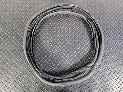 14-19 MERCEDES BENZ GLA X156 REAR DOOR RUBBER SEAL FITS LEFT & RIGHT A1566920176