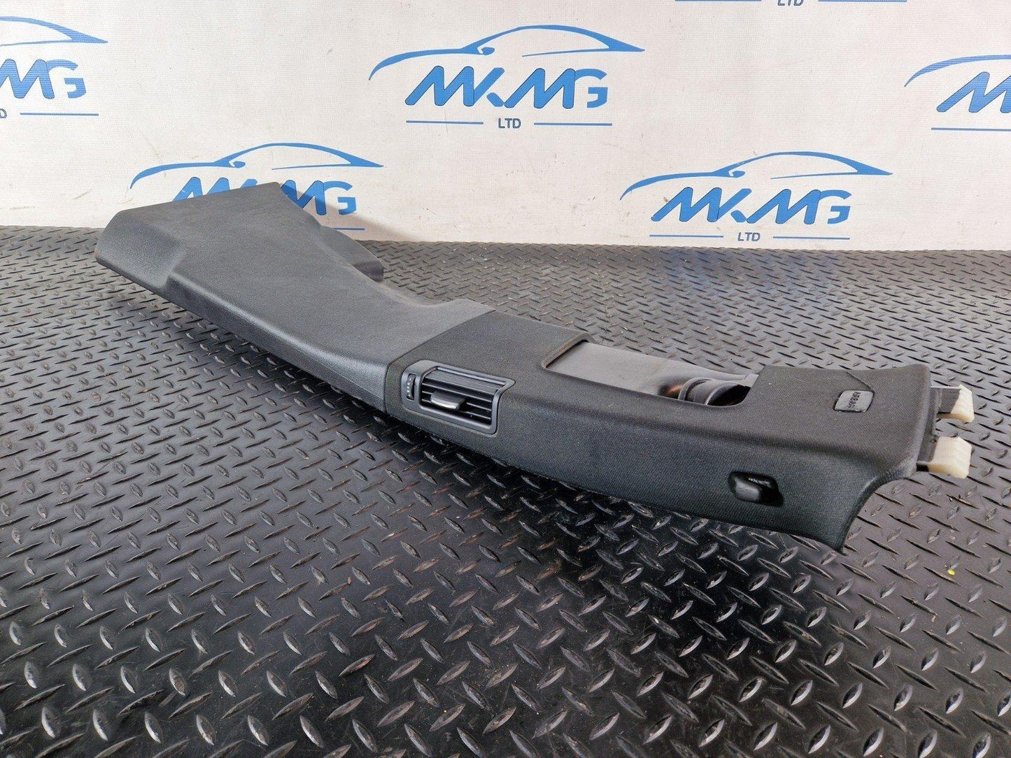 10-15 AUDI Q7 4L GENUINE RIGHT SIDE B PILLAR TRIM COVER 4L0819724