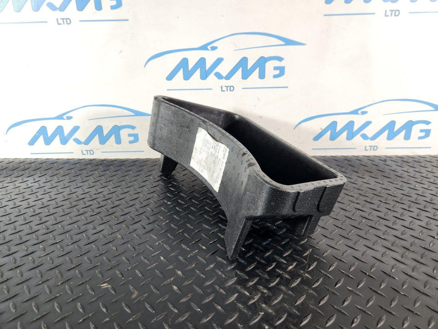 10-18 VW TOUAREG 7P GENUINE TRUNK BOOT FOAM 7P6863220A