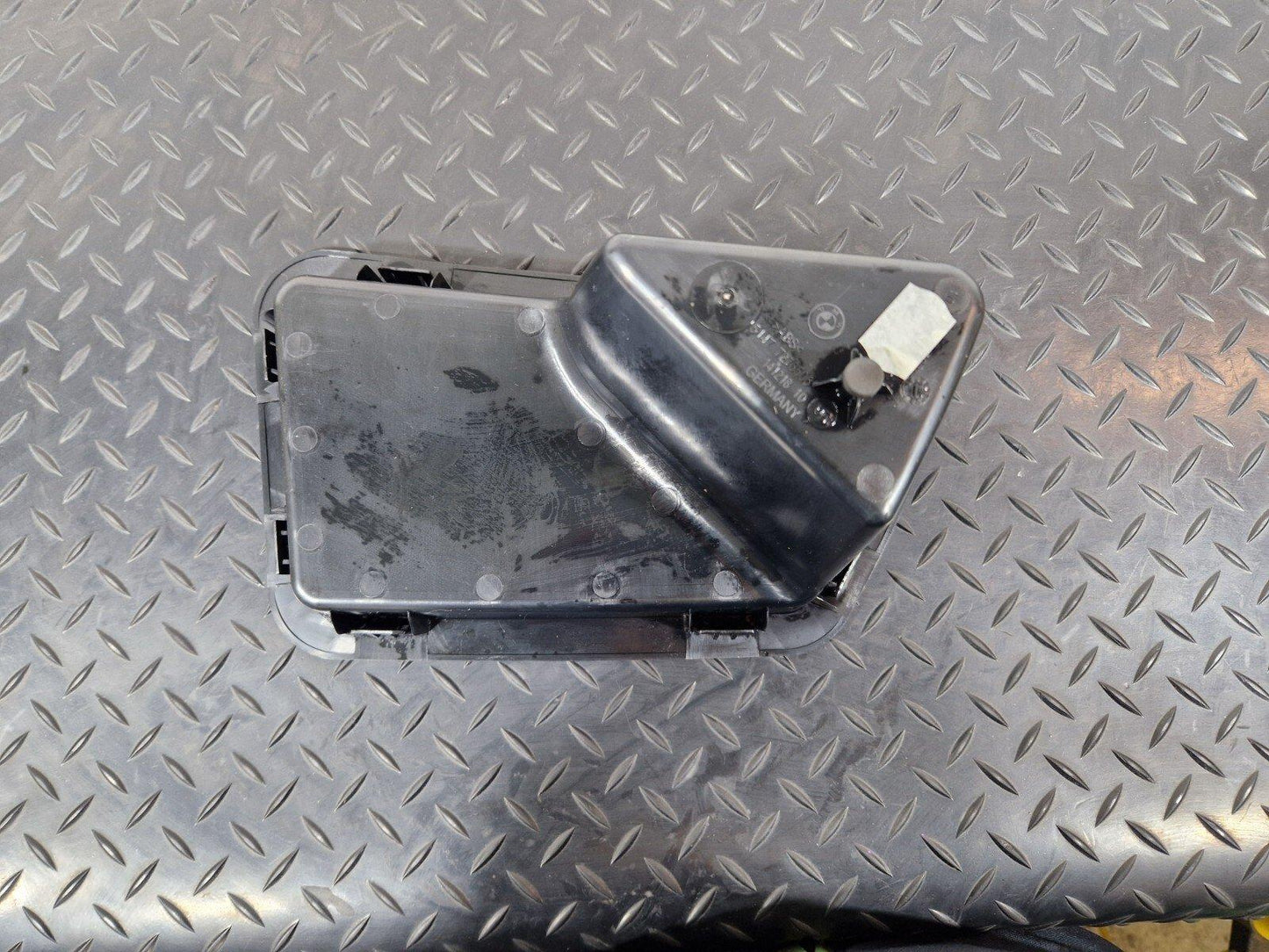 11-18 BMW 6 SERIES F06 TRUNK BOOT TRIM COVER RIGHT DRIVER SIDE 7276506