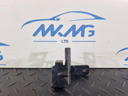 11-19 MERCEDES BENZ ML W166 THANSMITION OIL COLLER BRACKET A1665011920