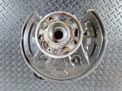 14-21 MERCEDES BENZ C220d W205 REAR LEFT PASSENGER SIDE WHEEL HUB A2055467380