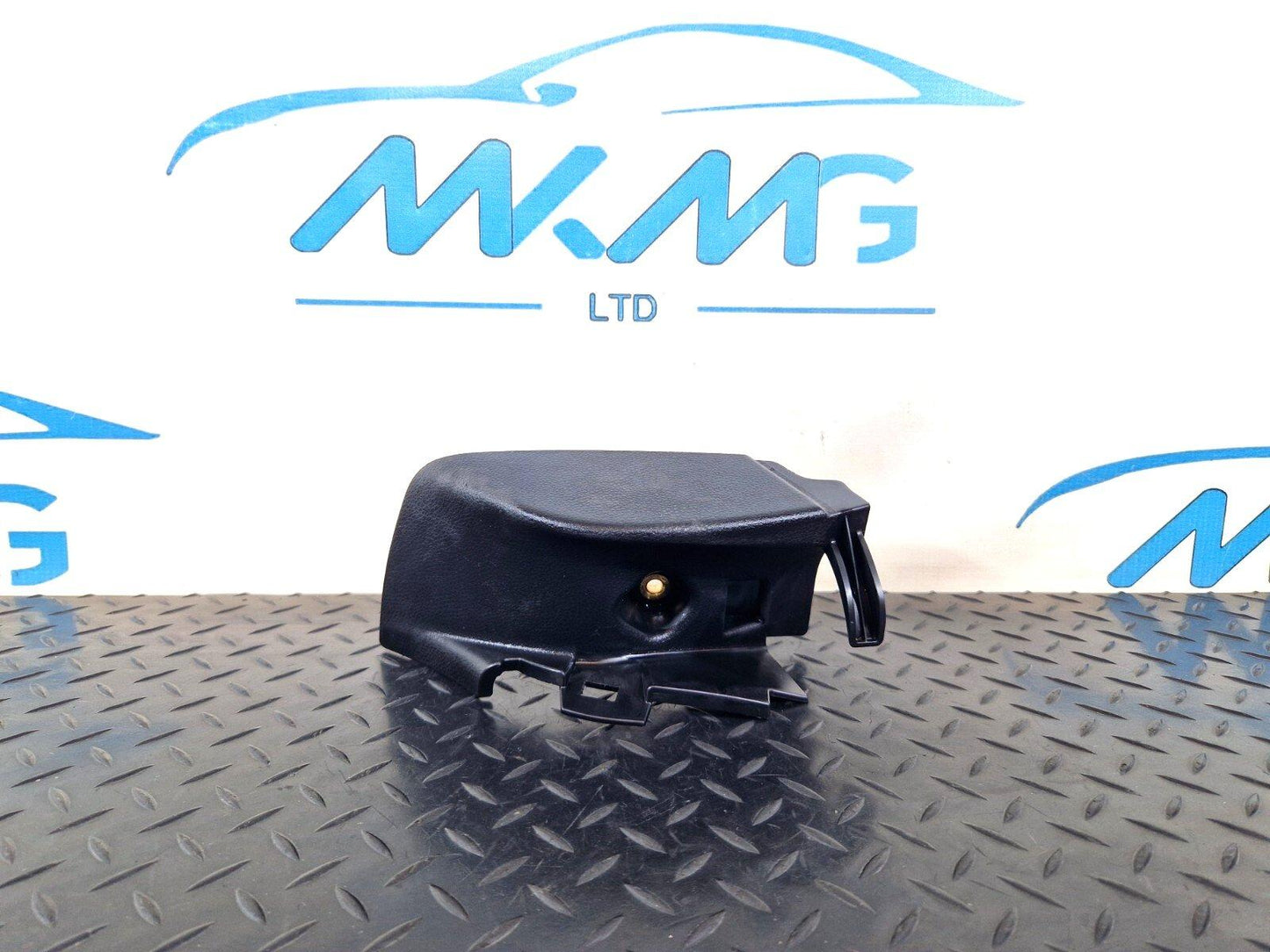 14-21 MERCEDES BENZ C300h W205 OEM RIGHT INTERIOR PART A2056930900