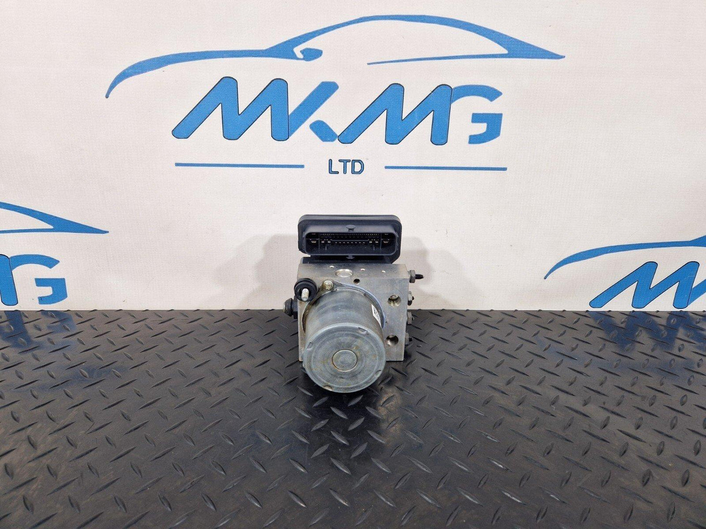 18-ON MERCEDES BENZ A CLASS W177 GENUINE ABS PUMP MODULE A1779002305