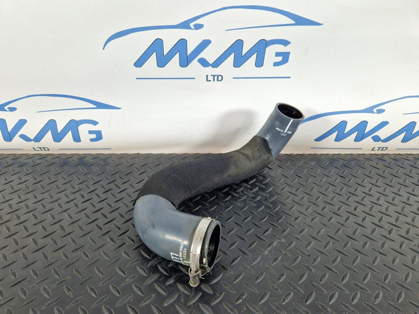 16-19 AUDI A4 AVANT B9 S-LINE DIESEL INTERCOOLER HOSE PIPE 8W0145738B