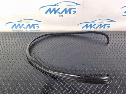 18-ON MERCEDES BENZ SPRINTER W907 W910 BONNET RUBBER SEAL A9108870000