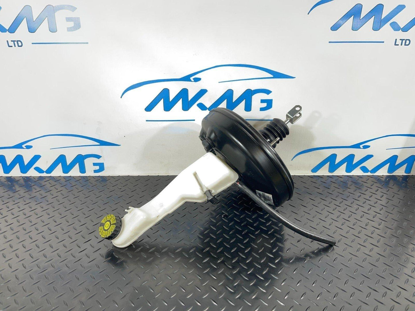 BMW 2 SERIES ACTIVE TOURER F45 216D BRAKE SERVO WITH MASTER CYLINDER 6872077