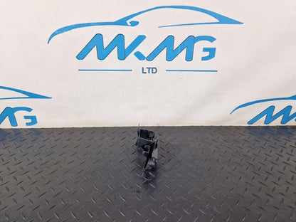 12-18 MERCEDES BENZ B-CLASS W246 SUSPENSION STRUT FRONT LEFT BRACKET A2464210594