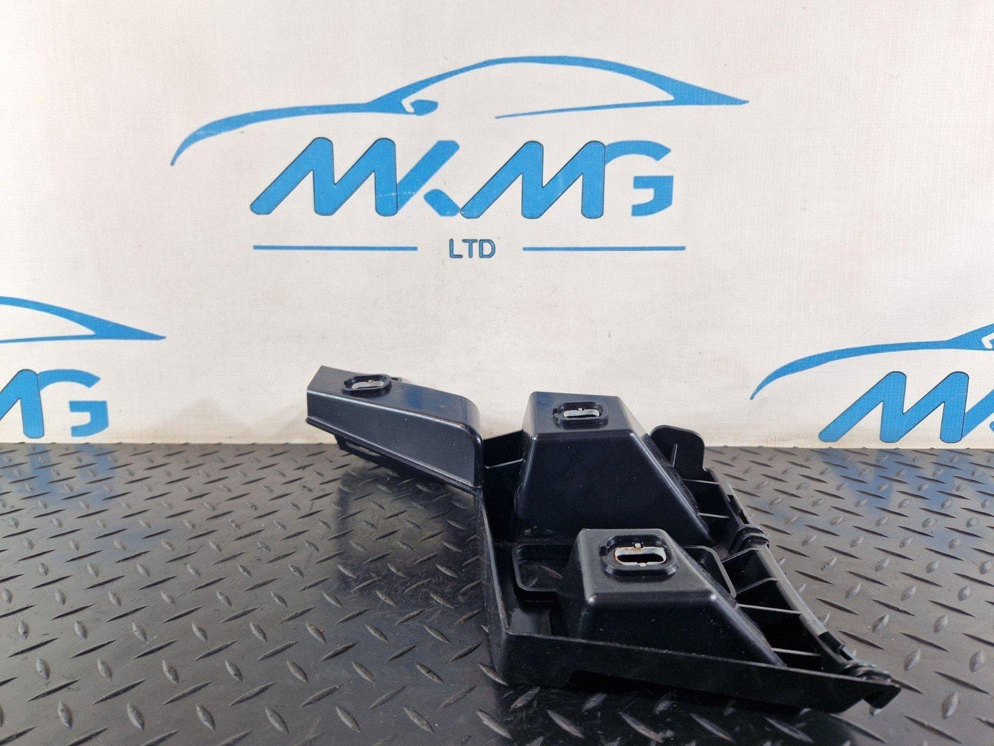 11-19 MERCEDES BENZ ML W166 REAR BUMPER LEFT SIDE BRACKET A1668803303