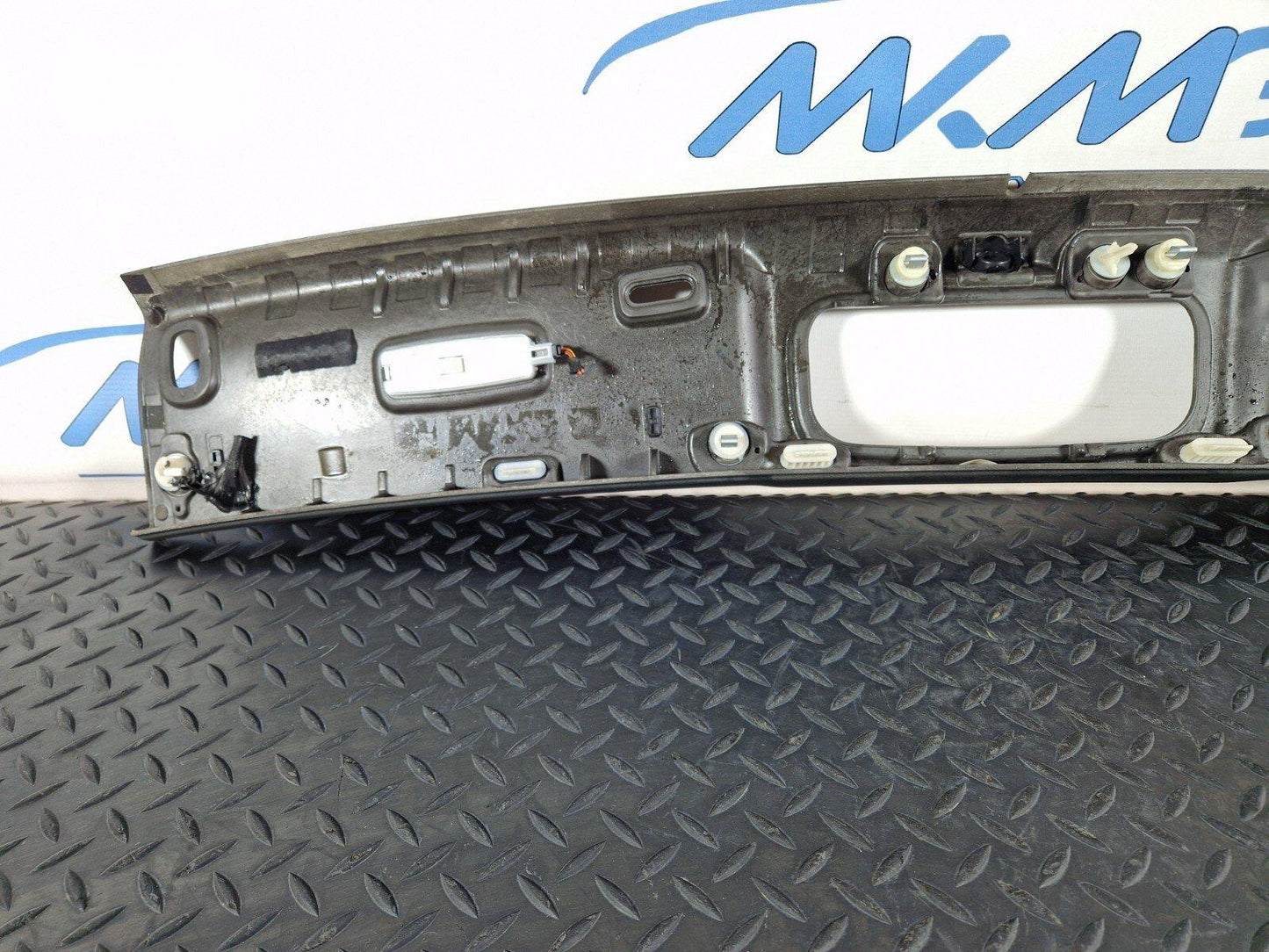 12-17 AUDI S5 CONVERTIBLE WINDSCREEN TRIM PANEL FRAME BLACK 8F0867360L