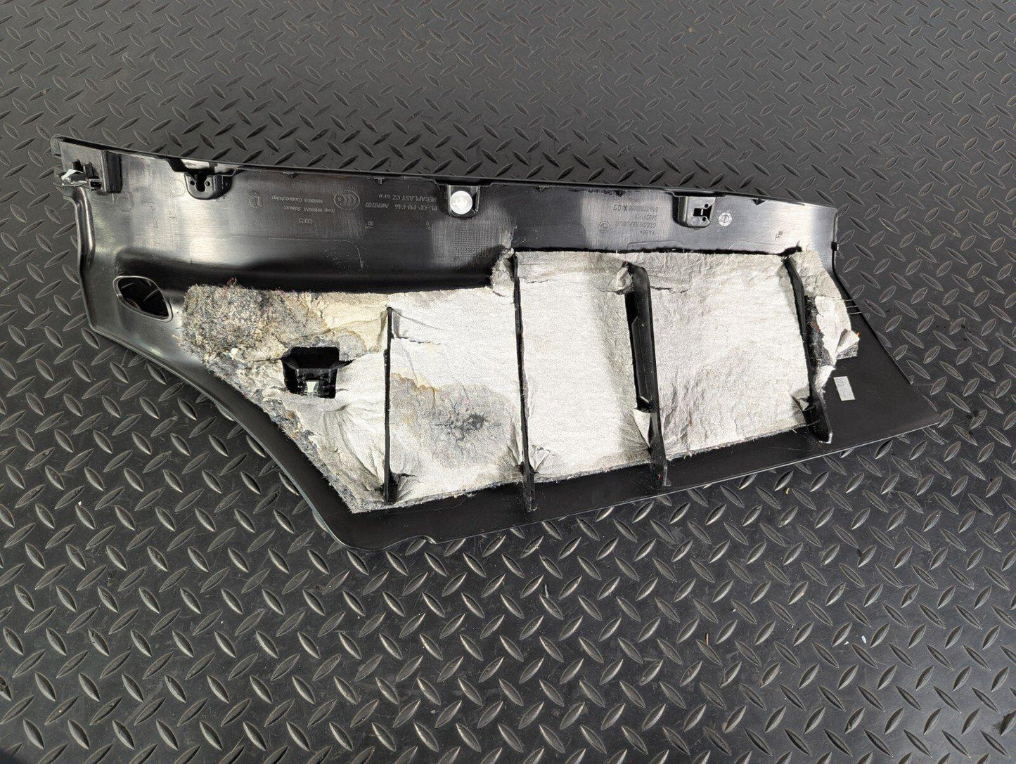 14-21 BMW 2 SERIES 218 GRAN TOURER F46 C-PILAR REAR LEFT SIDE TRIM PANEL 7323665