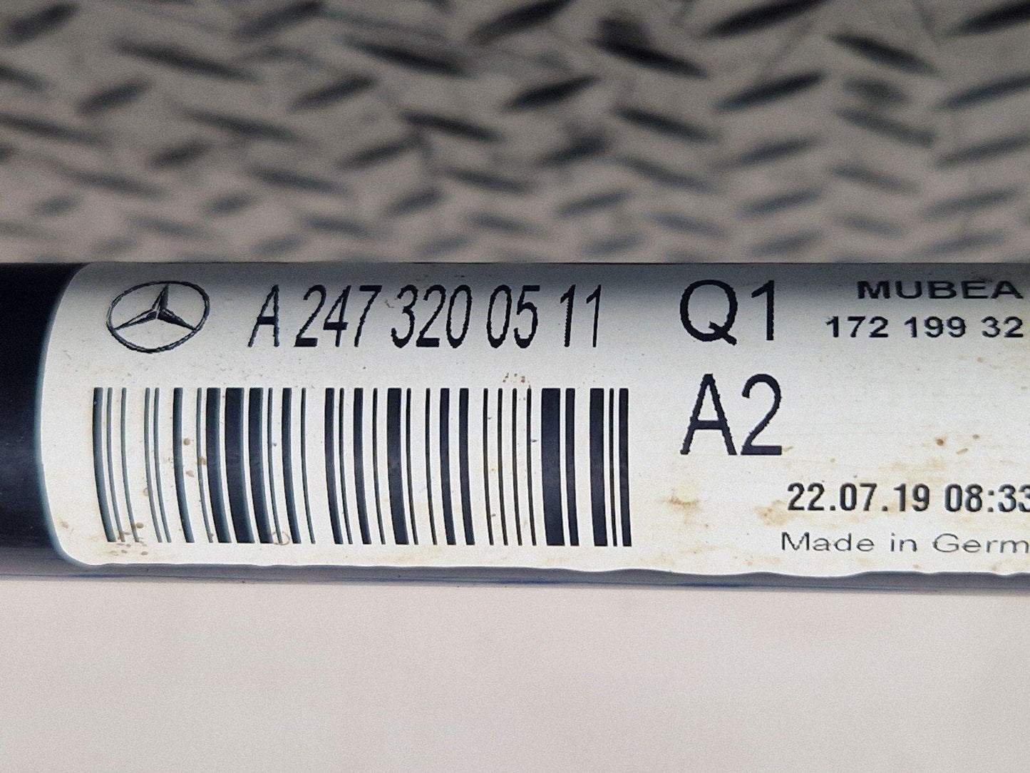 18-ON MERCEDES BENZ A CLA C118 W177 FRONT ANTI ROLL BAR SWAY BAR A2473200511