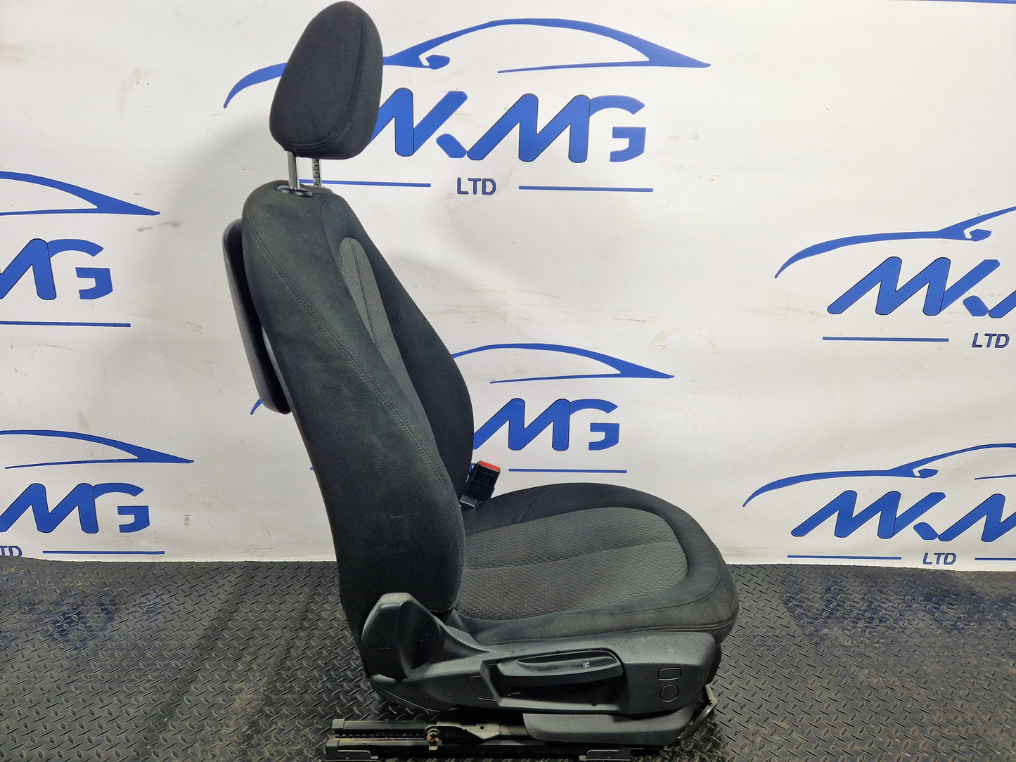 BMW F45 F48 Front Right O/S Driver Side Cloth Fabric Seat