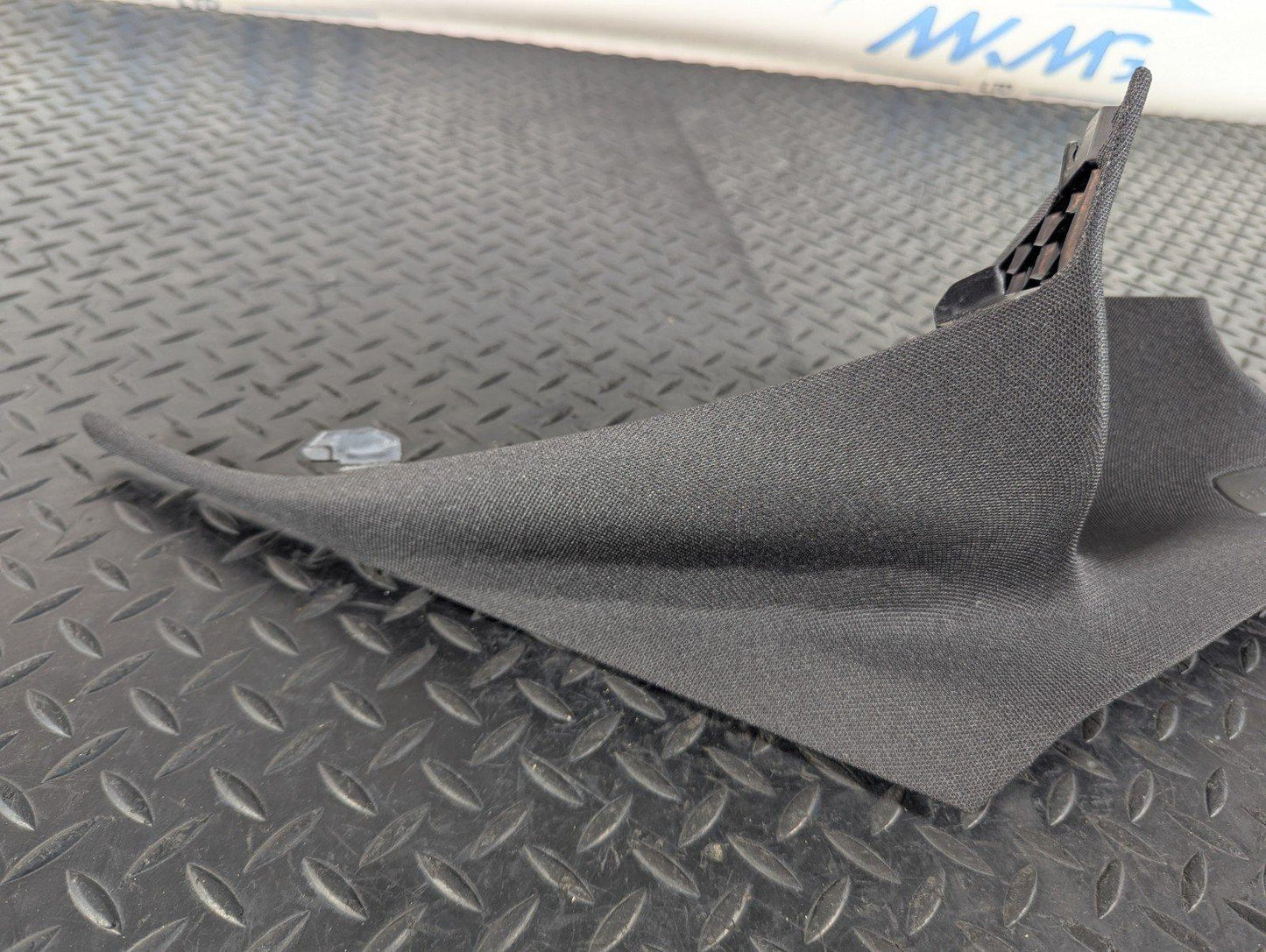 13-19 MERCEDES BENZ CLA C117 RIGHT DRIVER SIDE REAR C PILLAR TRIM A1176902625