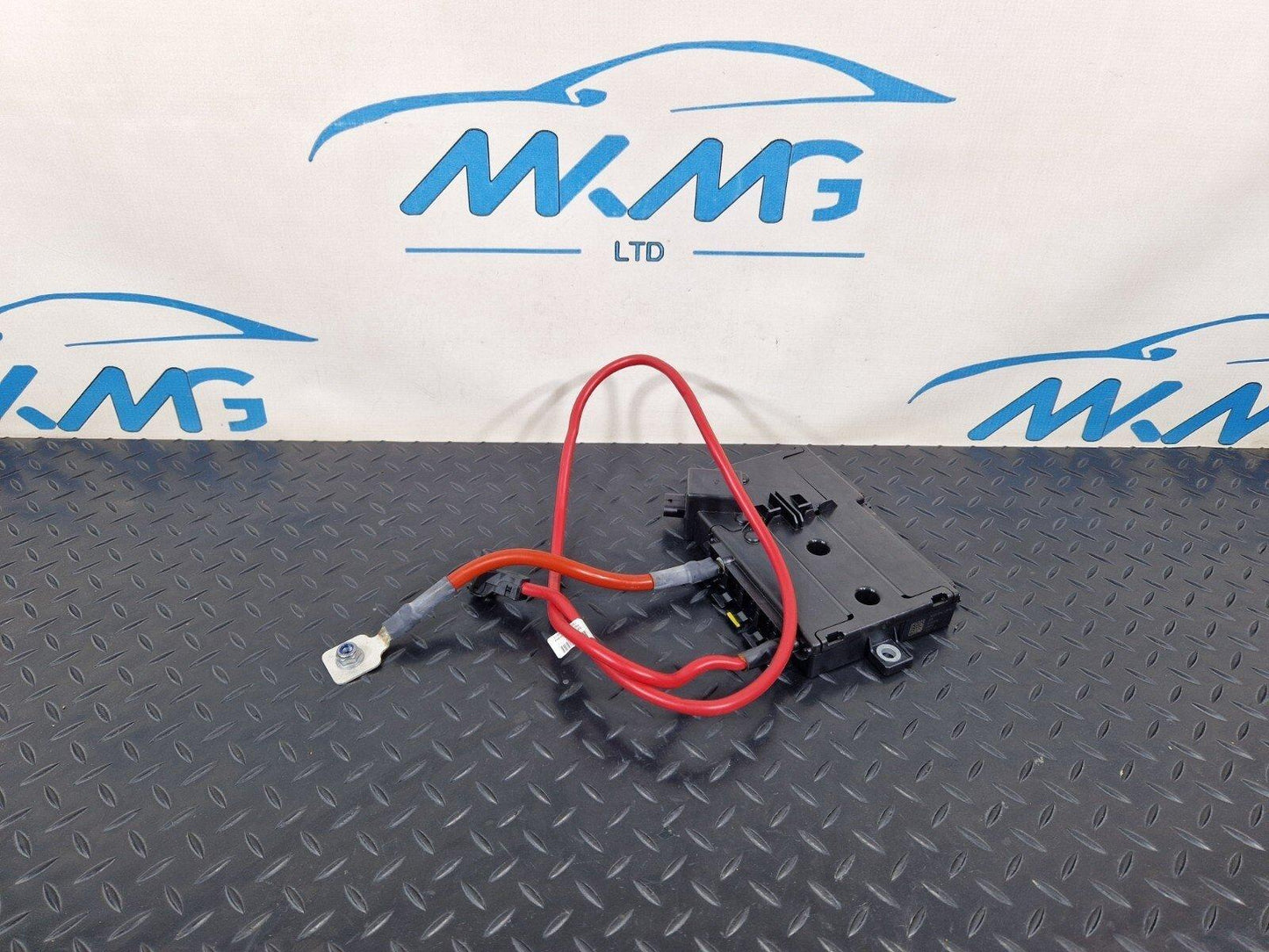 14-21 MERCEDES BENZ C200d W205 FUSE BOX RELAY MODULE POWER JUNCTION A2055402850