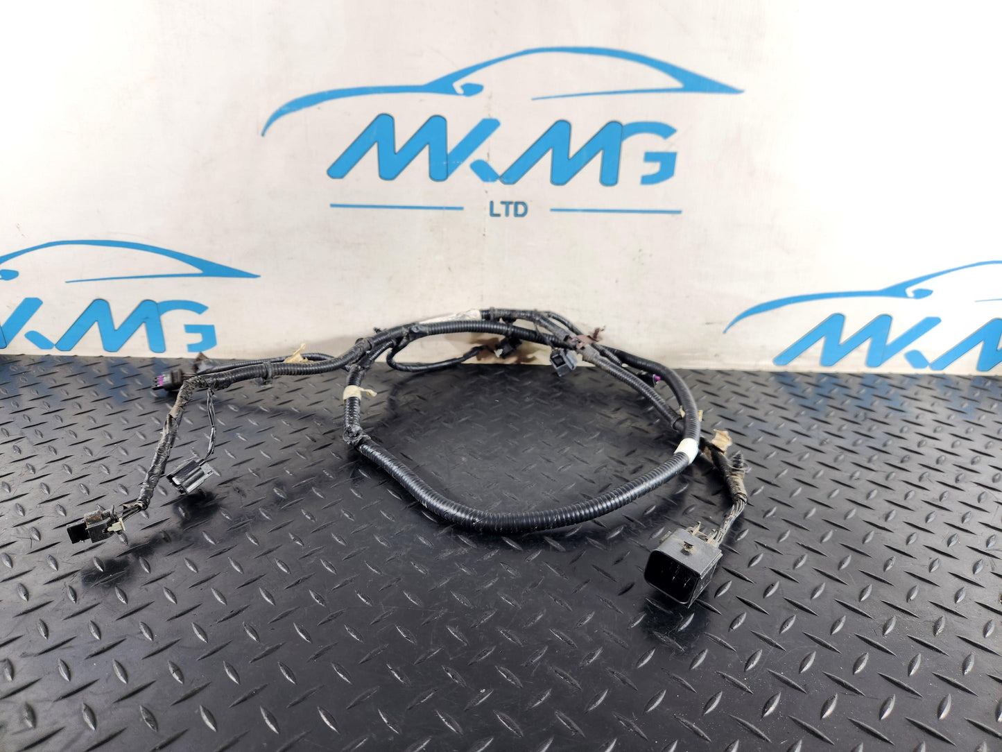 Range Rover Evoque L551 Genuine Rear Parking Sensor Wiring K8D2-15B484-AC