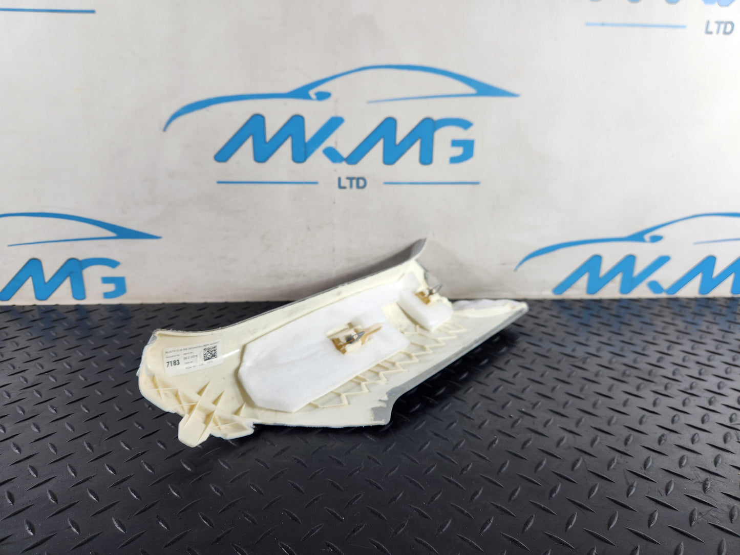 Audi A6 Allroad C7 Rear Right O/S/R C Pillar Trim Cover Panel 4G9867288