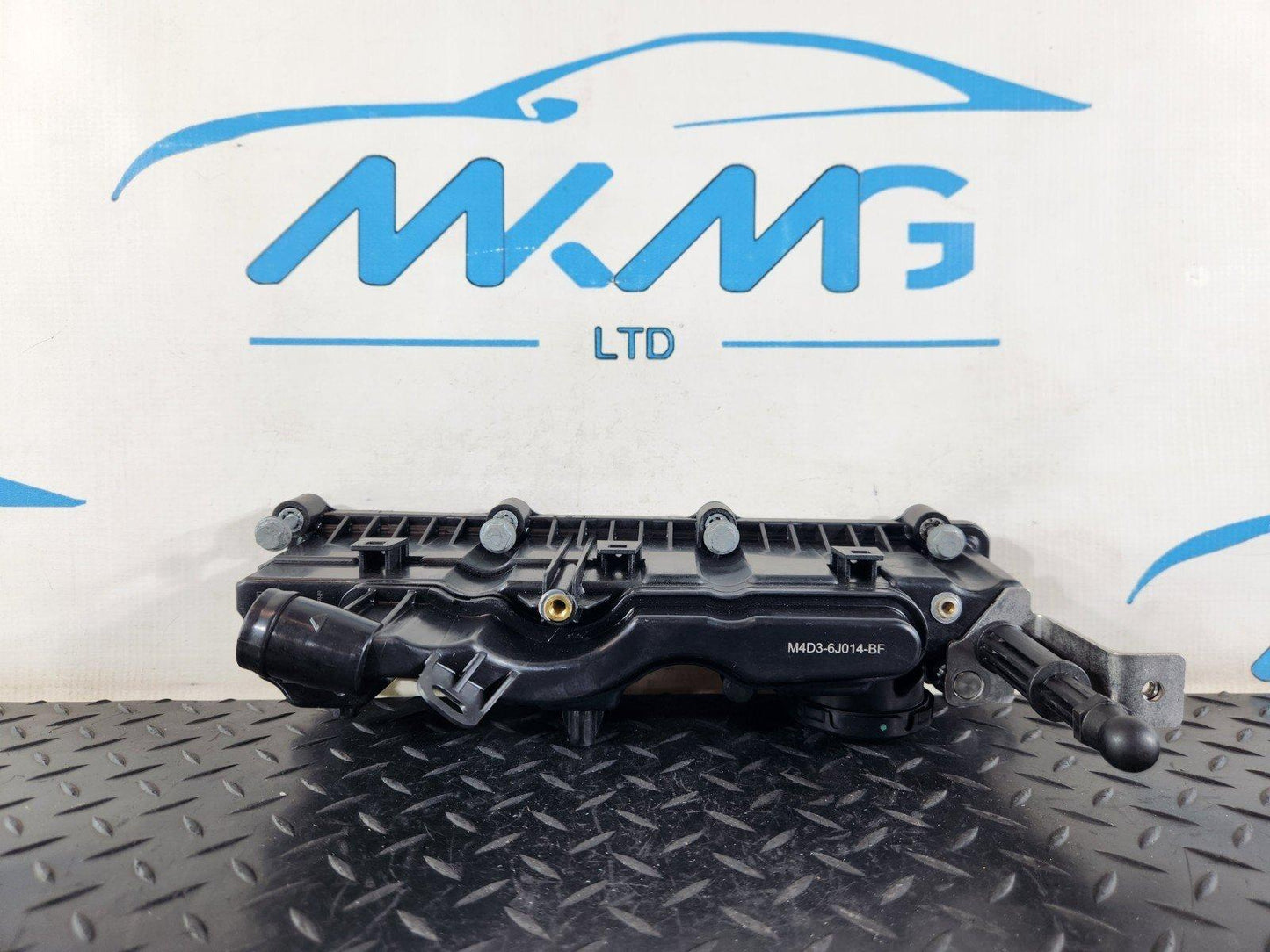 19-ON RANGE ROVER EVOQUE L551 2.0 DIESEL ROCKER COVER M4D36J014BF