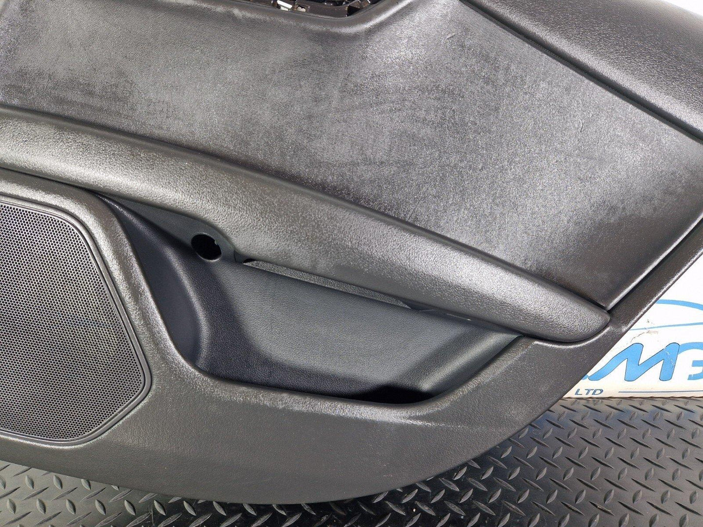 10-18 AUDI A7 4G S-LINE GENUINE REAR RIGHT DOOR CARD PANEL COVER 4G8867306