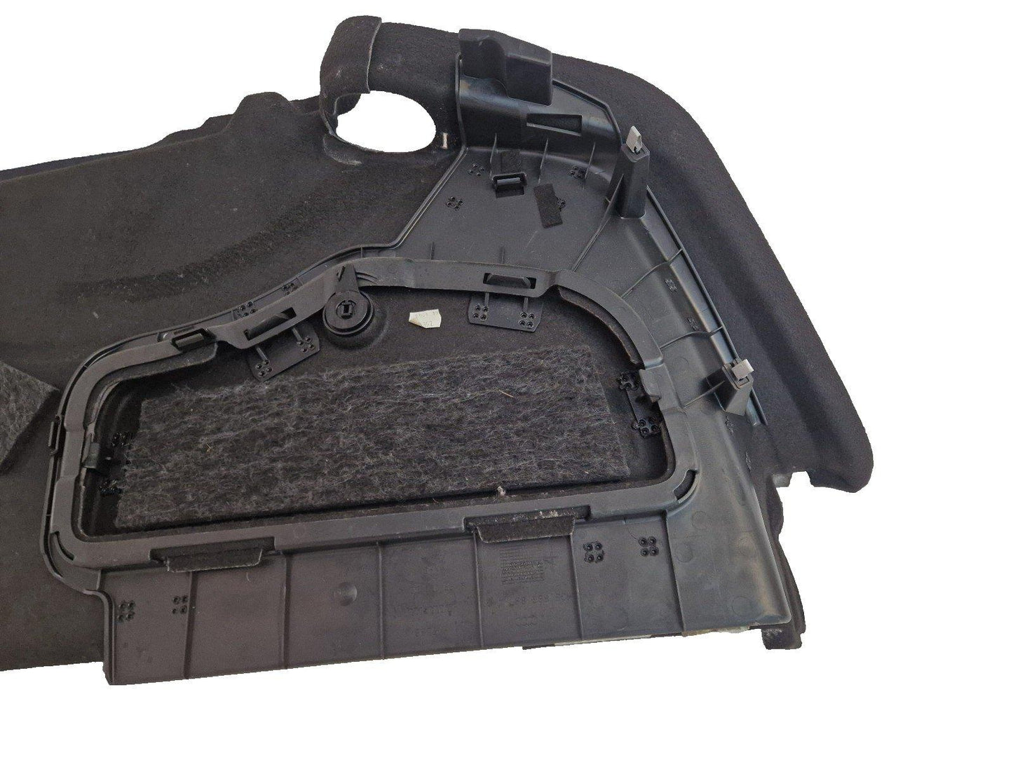 12-18 AUDI A6 C7  GENUINE REAR LEFT SIDE BOOT PANEL COVER 4G5863887D