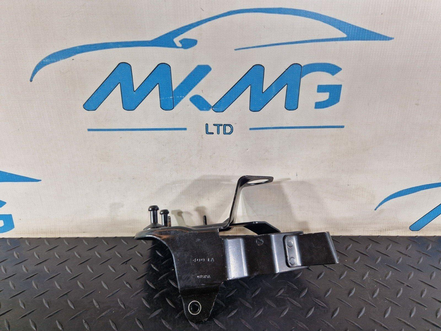 11-19 MERCEDES BENZ ML W166 OEM ABS UNIT BRACKET MOUNT HOLDER A1664310140