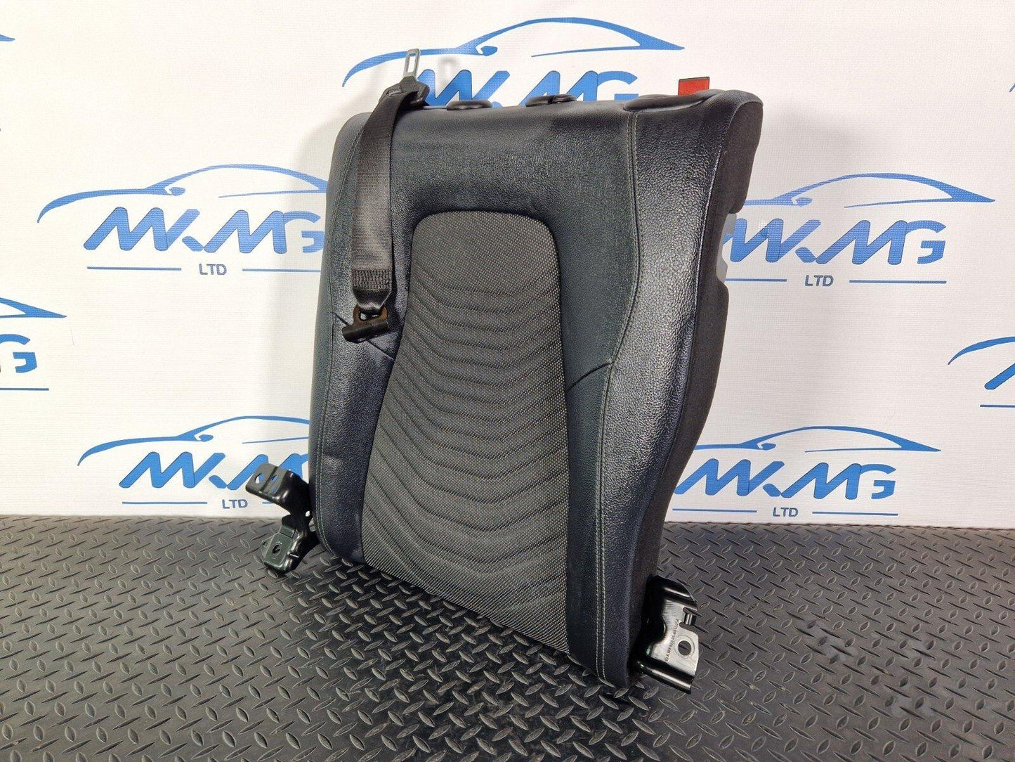18-ON MERCEDES BENZ A CLASS W177 REAR LEFT PASSENGER SIDE SEAT HALF LEATHER