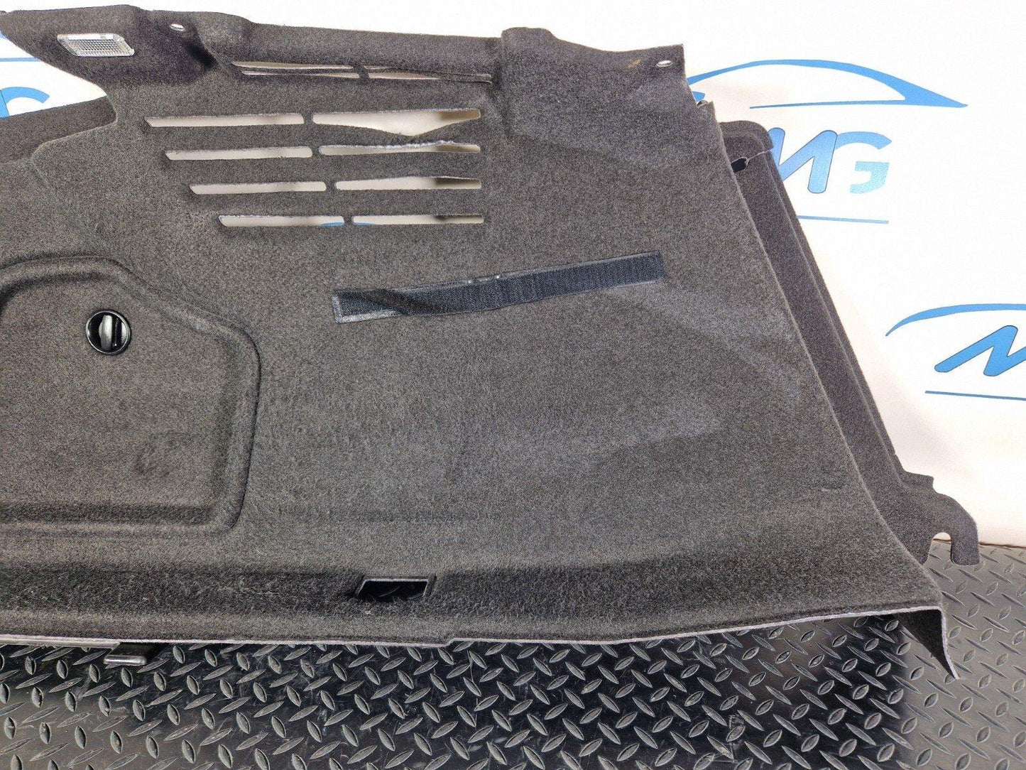 16-19 AUDI A4 B9 GENUINE REAR PASSENGER SIDE BOOT TRIM PANEL 8W5863879