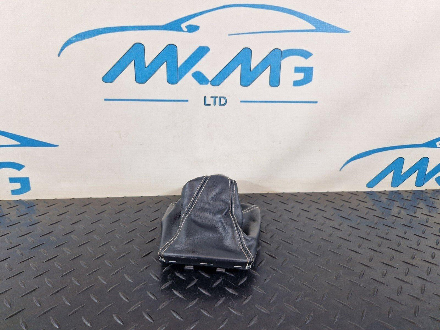 14-19 MERCEDES BENZ GLA X156 GENUINE OEM GEARKNOB A1763641710