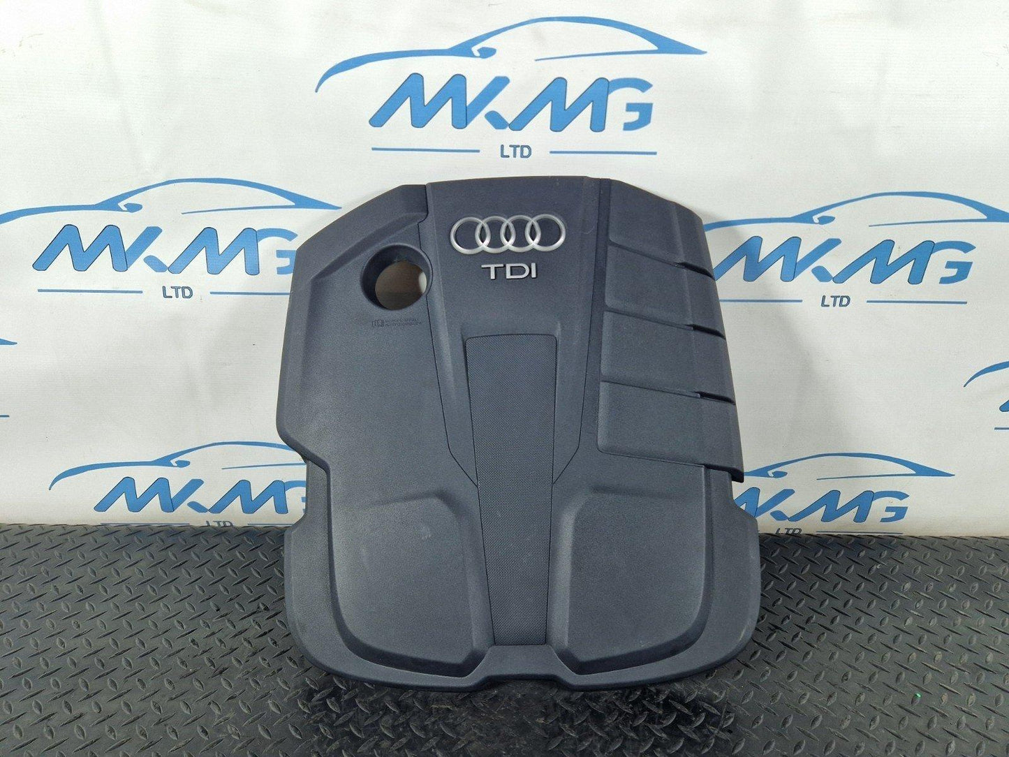 16-19 AUDI A4 B9 SPORT 2.0 DIESEL ENGINE COVER ENGINE CODE DETA 04L103925P