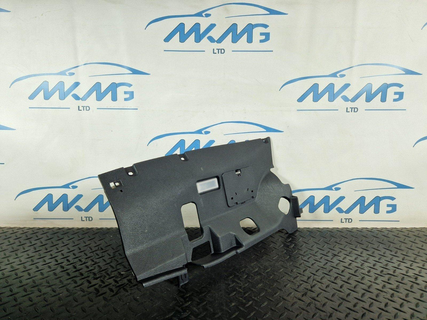 BMW X5 E70 RIGHT LOWER DASHBOARD TRIM COVER 716179305